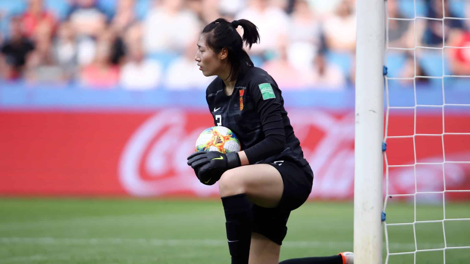 Espanha teve fome para vencer a China, mas esbarrou na goleira Peng