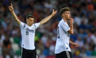 Um chute fabuloso de Waldschmidt foi o carimbo da Alemanha rumo às Olimpíadas de 2020