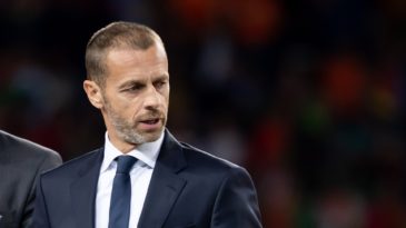 Após reunião com as federações, Uefa afirma estudar diferentes alternativas à conclusão da temporada