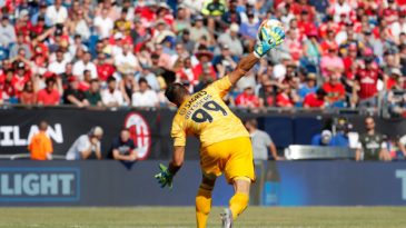 Pode isso? Benfica explorou a nova regra do tiro de meta com criatividade