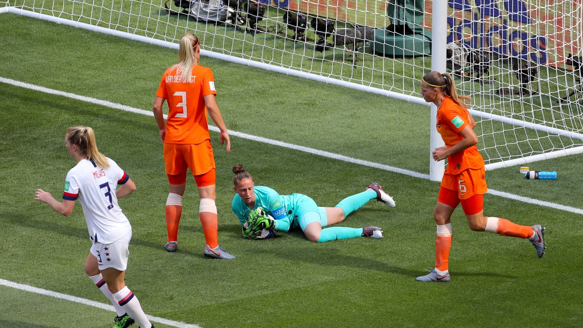 Atua&ccedil;&atilde;o de Van Veenendaal na final solidifica &oacute;tima Copa do Mundo das goleiras