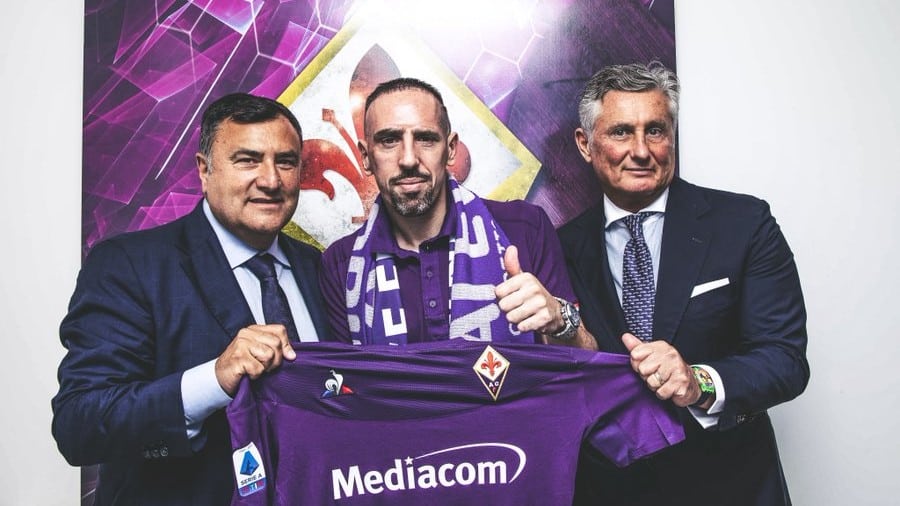Um artista em Florença: Ribéry fecha com a Fiorentina e se torna atração para a Serie A