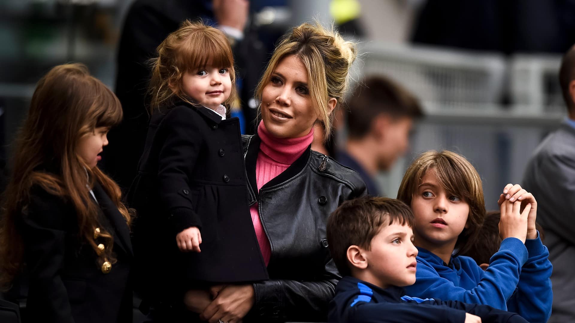 Wanda Nara: &ldquo;Icardi ir&aacute; ficar na Inter. &Eacute; a sua decis&atilde;o e pode haver mil propostas&rdquo;