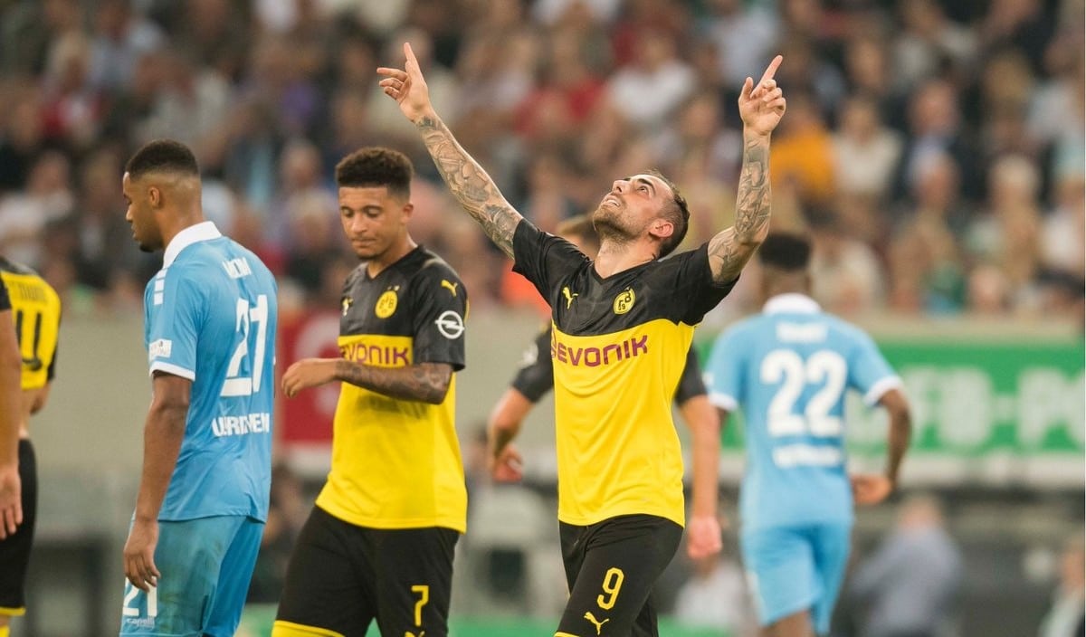 Alc&aacute;cer anotou um bonito gol de falta na classifica&ccedil;&atilde;o do Dortmund pela Copa da Alemanha