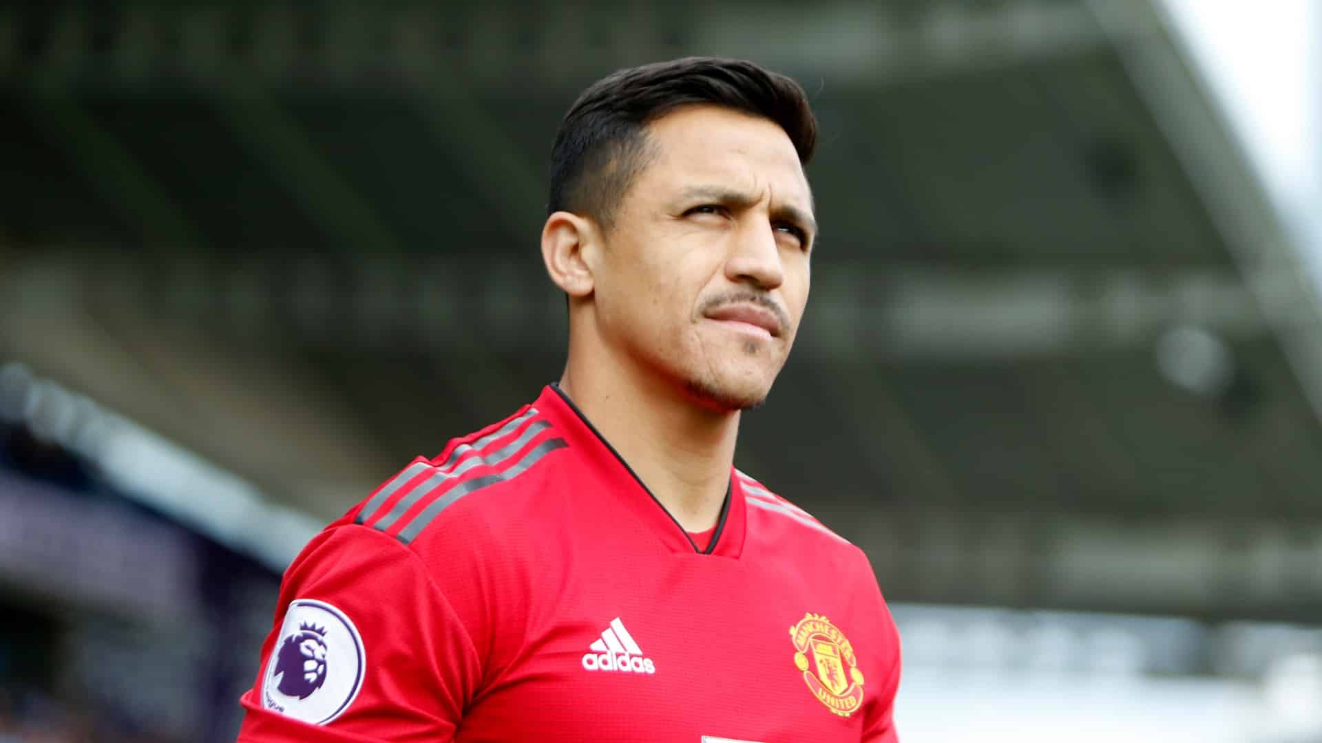 Van Persie: &ldquo;S&aacute;nchez precisa encontrar um jeito de ser feliz novamente&rdquo;