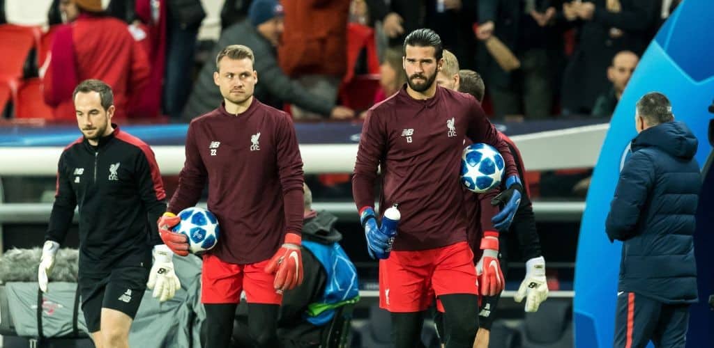 Mignolet saiu, Adri&aacute;n chegou e o Liverpool colocou uma p&aacute; de cal definitiva &agrave; antiga novela em sua meta