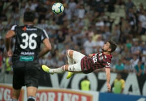 Flamengo alcança a liderança do Brasileirão; Arrascaeta, o sublime