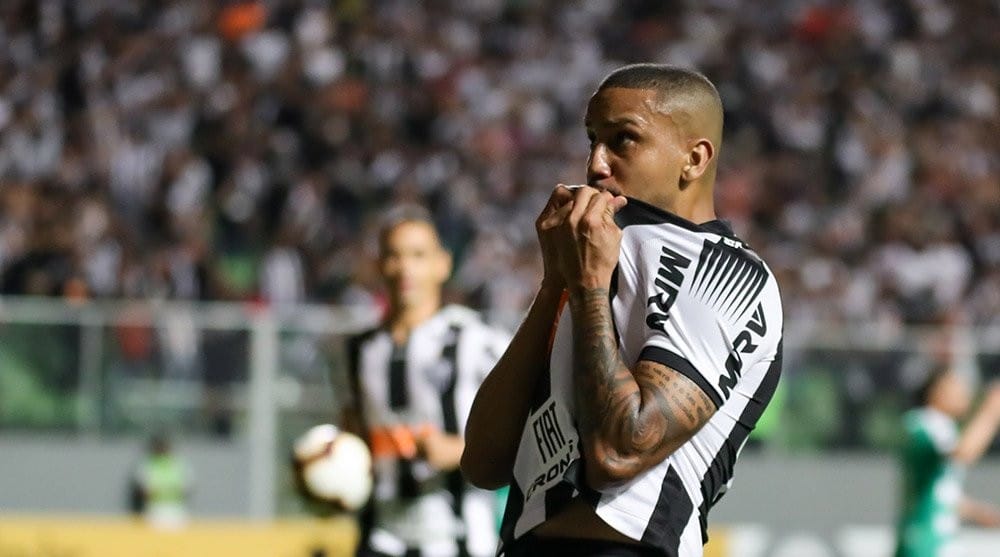 O Atl&eacute;tico persistiu e alcan&ccedil;ou a virada, que aumenta a confian&ccedil;a &agrave; sequ&ecirc;ncia na Sul-Americana