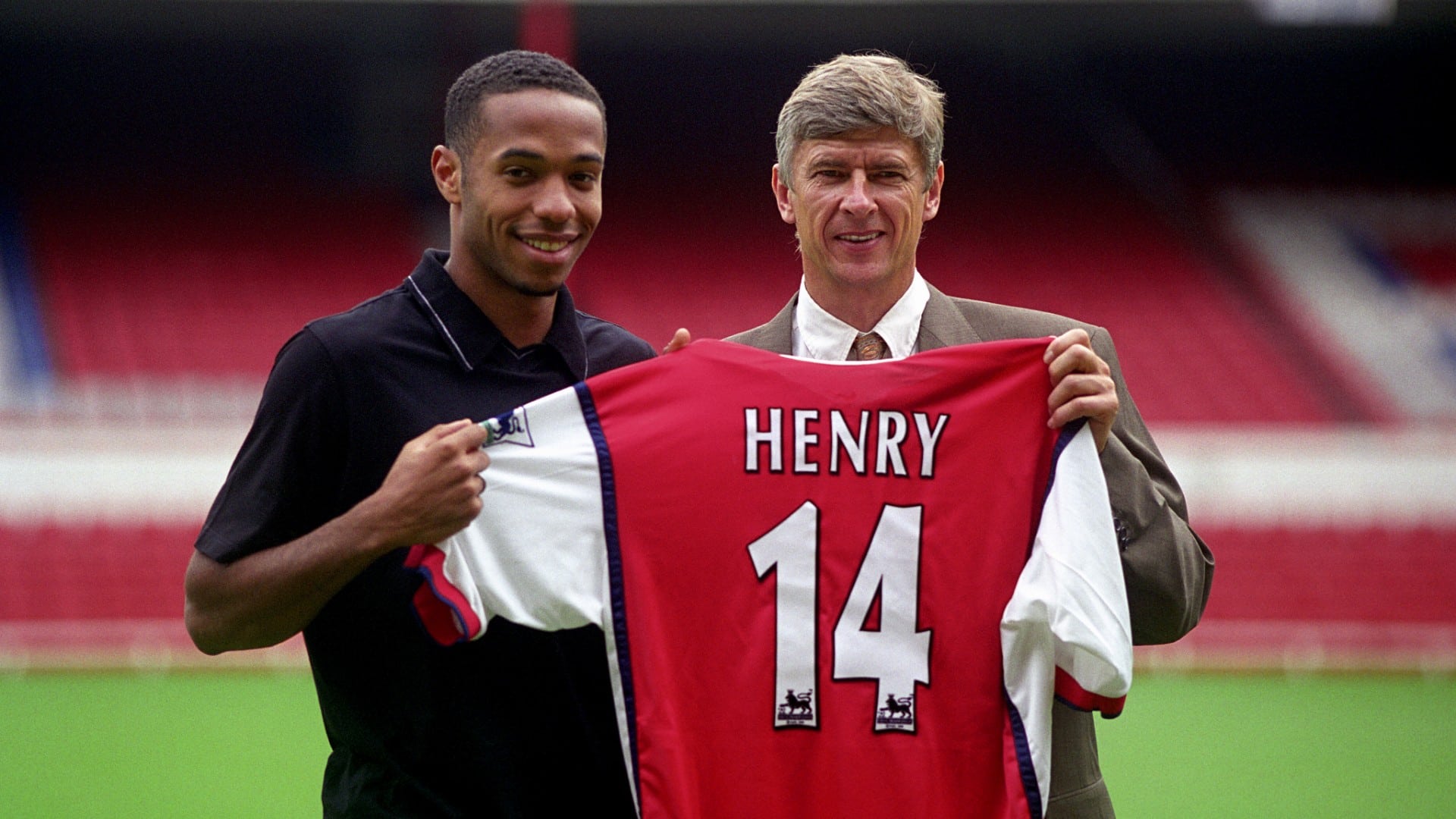 Faz 20 anos que Henry chegou ao Arsenal, e o que nunca lhe faltou foram gola&ccedil;os