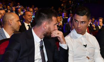 O mais legal no sorteio da Champions foi ver o carinho recíproco entre Cristiano e Messi