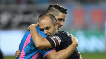 Iniesta escreveu uma emocionante carta para a despedida de Fernando Torres do futebol