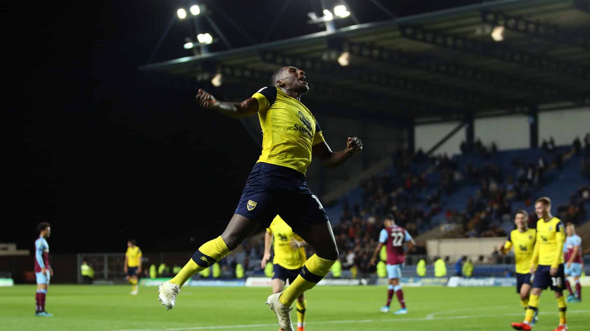 Oxford United 4 x 0 West Ham foi a mais estrondosa das tr&ecirc;s elimina&ccedil;&otilde;es de times da Premier League