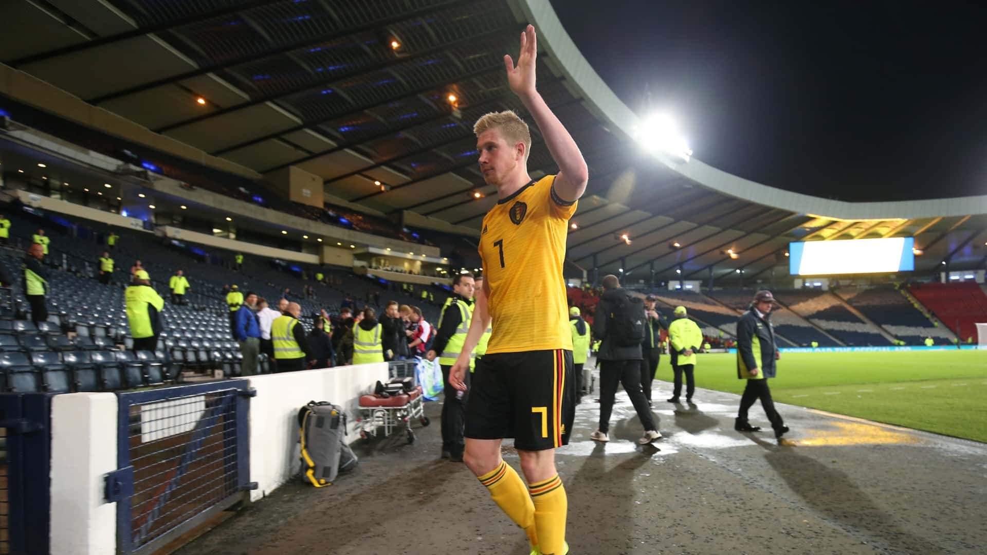 De Bruyne desfilou o seu talento na goleada contra a Esc&oacute;cia, com tr&ecirc;s assist&ecirc;ncias e um gol