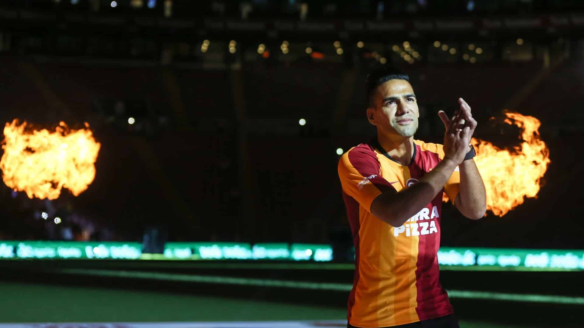 Falcao: &ldquo;A recep&ccedil;&atilde;o foi inesquec&iacute;vel, por isso queria que minha fam&iacute;lia viesse&rdquo;