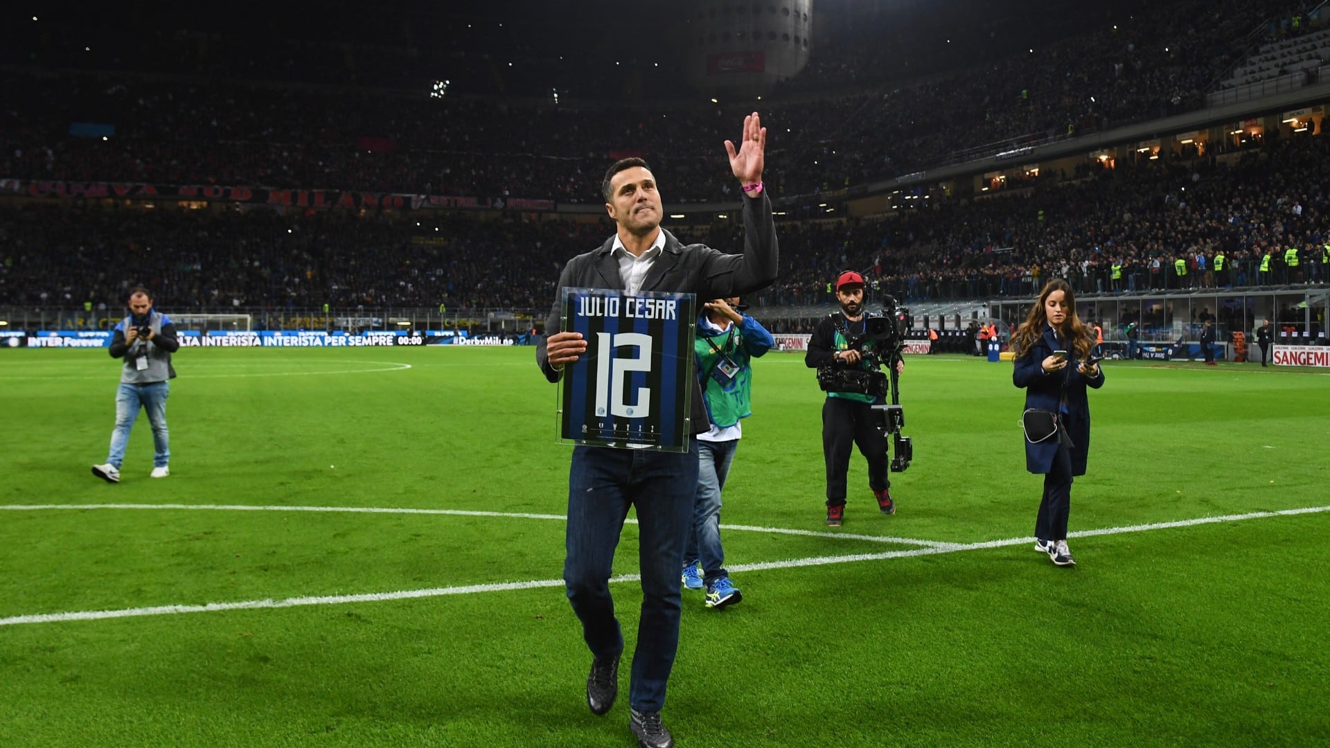 Júlio César: “Conte é um vencedor, mas não há comparação com Mourinho”