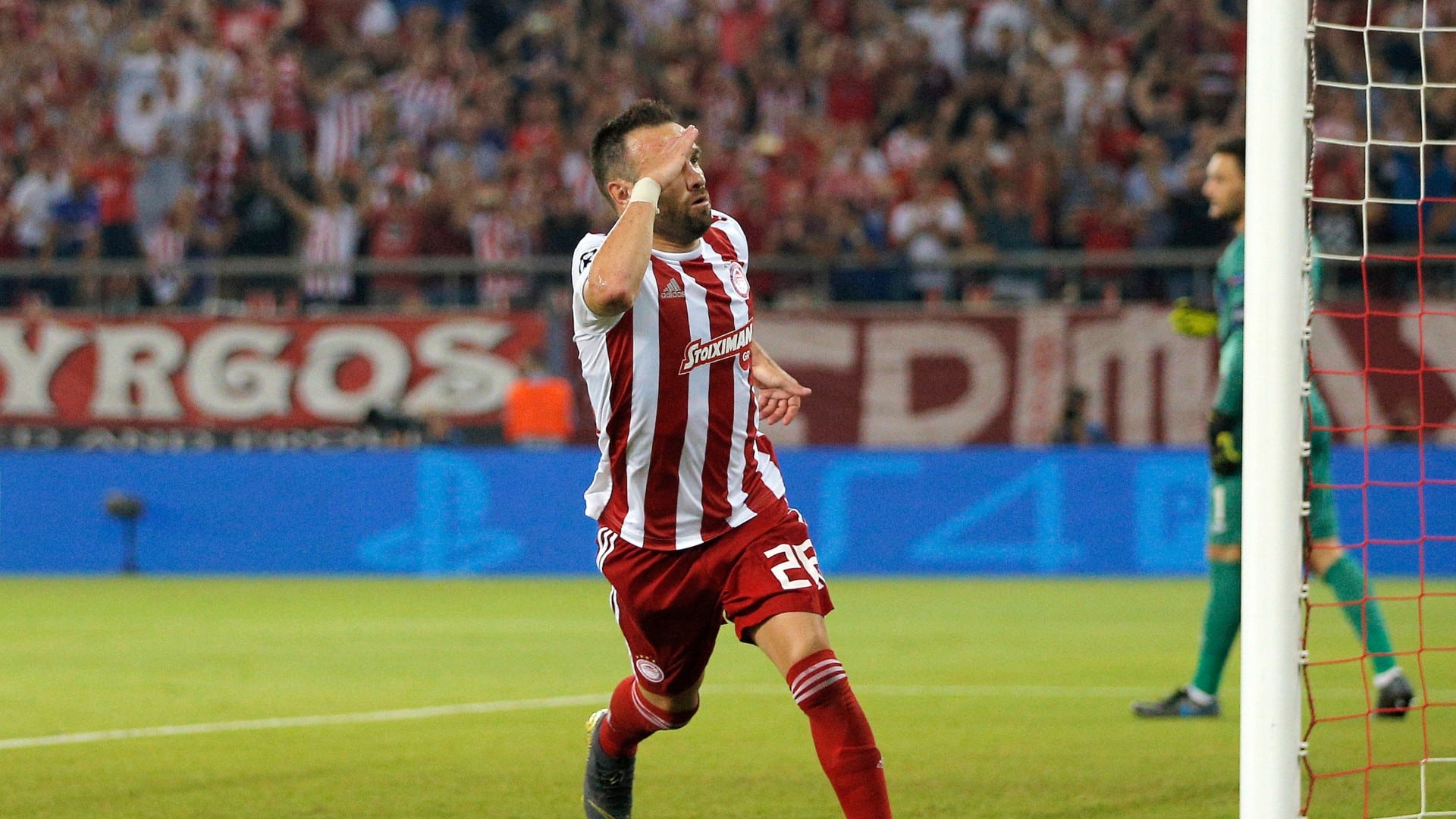 Olympiacos fez Atenas ferver para arrancar empate contra Tottenham