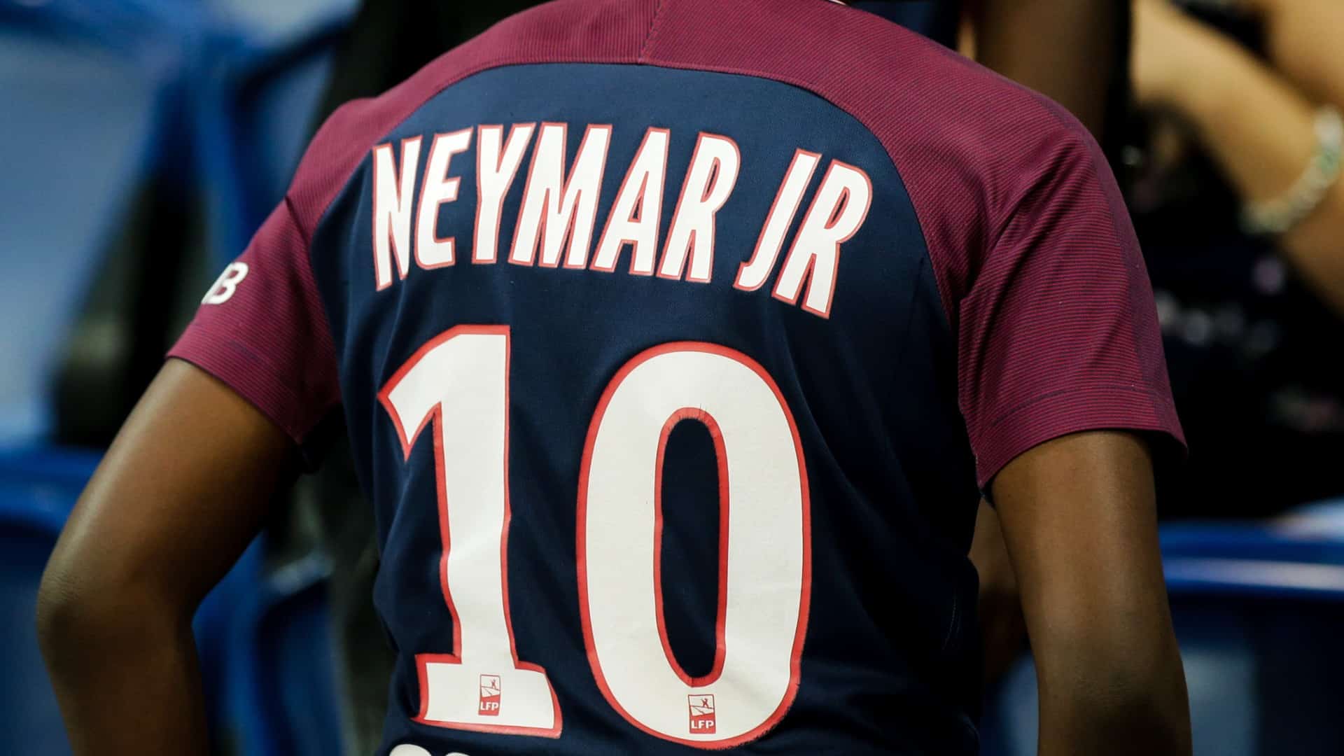 Ficar no PSG &eacute; uma oportunidade para Neymar voltar a ser mais craque que estrela