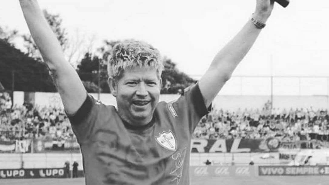 Roberto Leal foi um apaixonado pela Portuguesa e comp&ocirc;s a m&uacute;sica que se tornou hino do clube