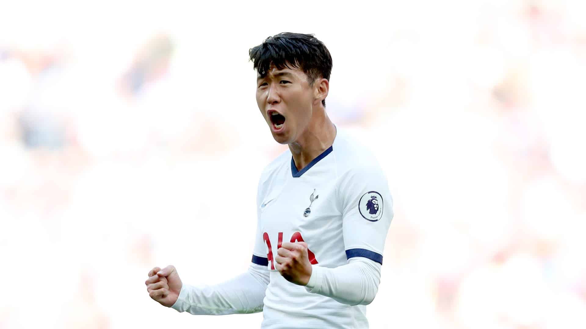 Em jogo de um tempo s&oacute;, Tottenham atropela Crystal Palace com dois de Son