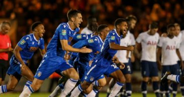 O Colchester United, da quarta divisão, foi capaz de uma façanha ao eliminar o Tottenham na Copa da Liga