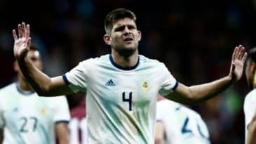 Scaloni optou por não convocar jogadores de Boca e River, mas chamou Kannemann