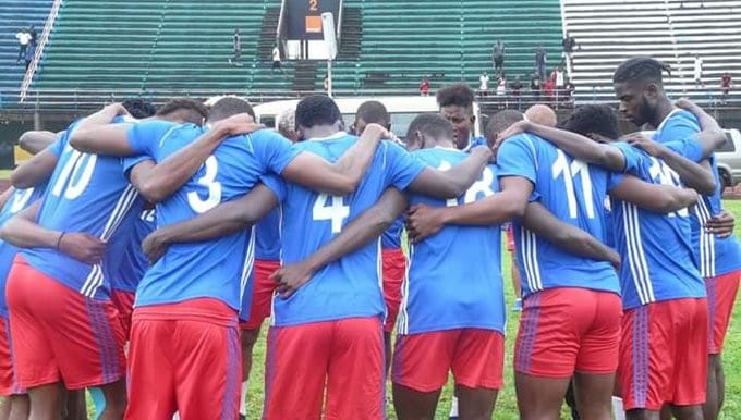 Um p&ecirc;nalti defendido aos 50 do 2&deg; tempo garantiu &agrave; Lib&eacute;ria um &eacute;pico nas Eliminat&oacute;rias da Copa de 2022