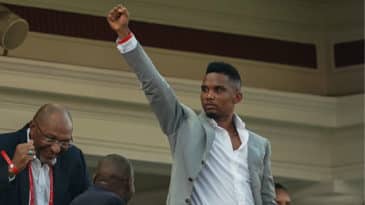 Eto’o critica falta de ações contra o racismo no futebol: “Precisamos apontar o dedo para os dirigentes”