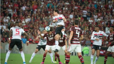 Segurar o Flamengo de Jesus é o melhor que o torcedor do São Paulo poderia esperar da estreia de Diniz