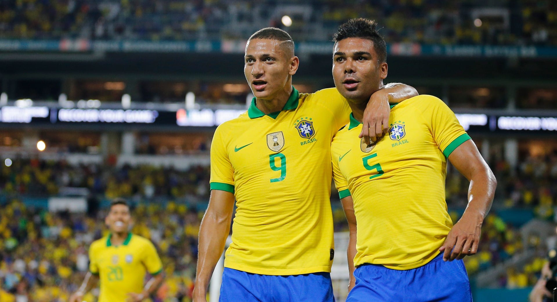 Num amistoso de temperatura elevada, o Brasil reagiu e buscou o empate contra uma acesa Colômbia