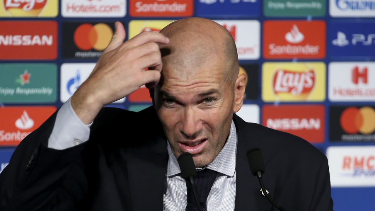 Engolido pelo PSG, Zidane preferiu culpar &ldquo;falta de intensidade&rdquo; do Real Madrid pela derrota