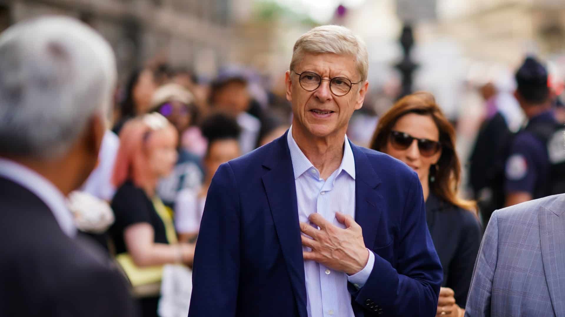 Wenger recusou propostas para trabalhar na Inglaterra e pode aceitar cargo na Fifa