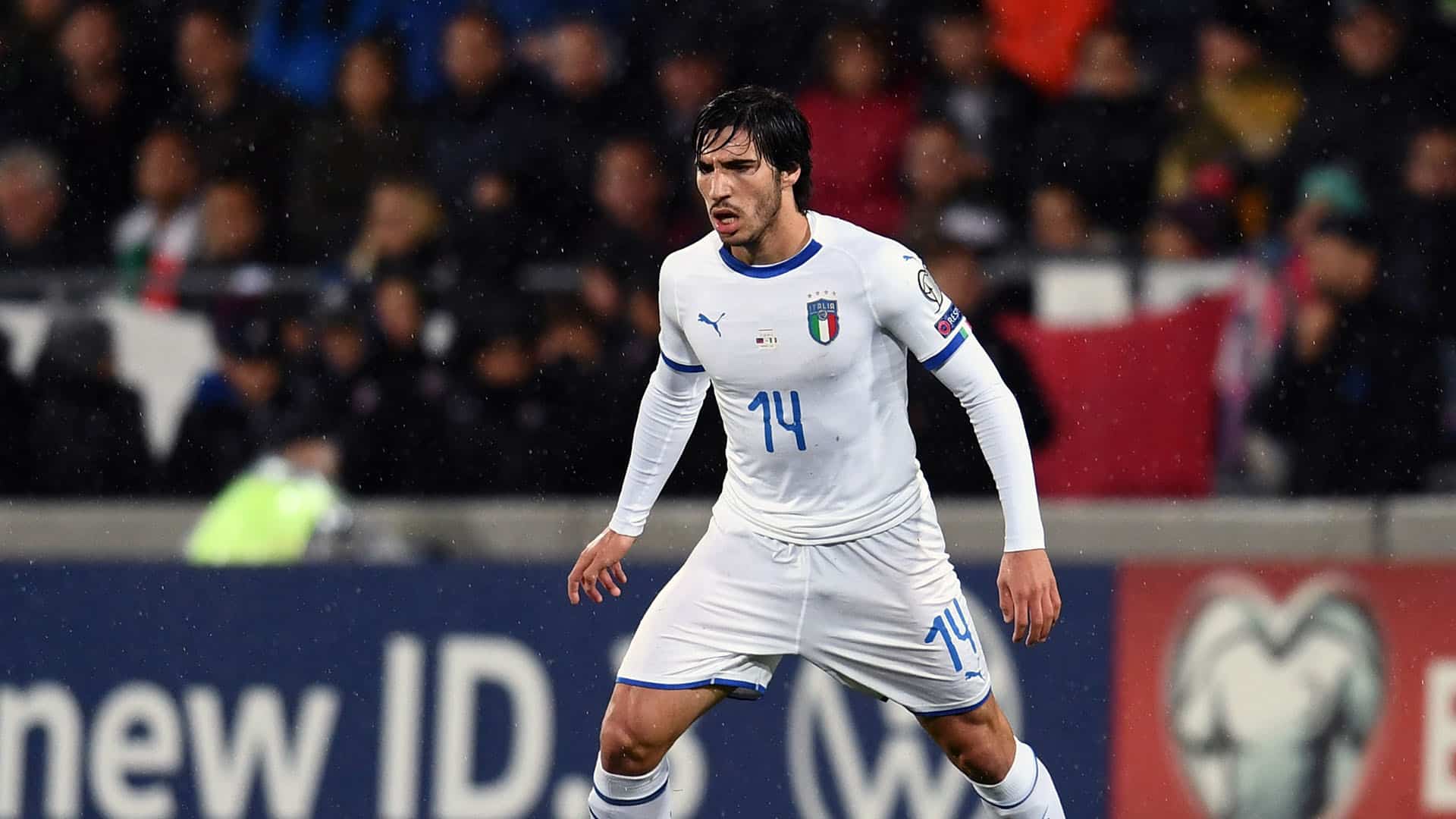 Tonali: &ldquo;H&aacute; similaridades com Pirlo, mas jogo com muita intensidade, ent&atilde;o talvez seja mais Gattuso&rdquo;