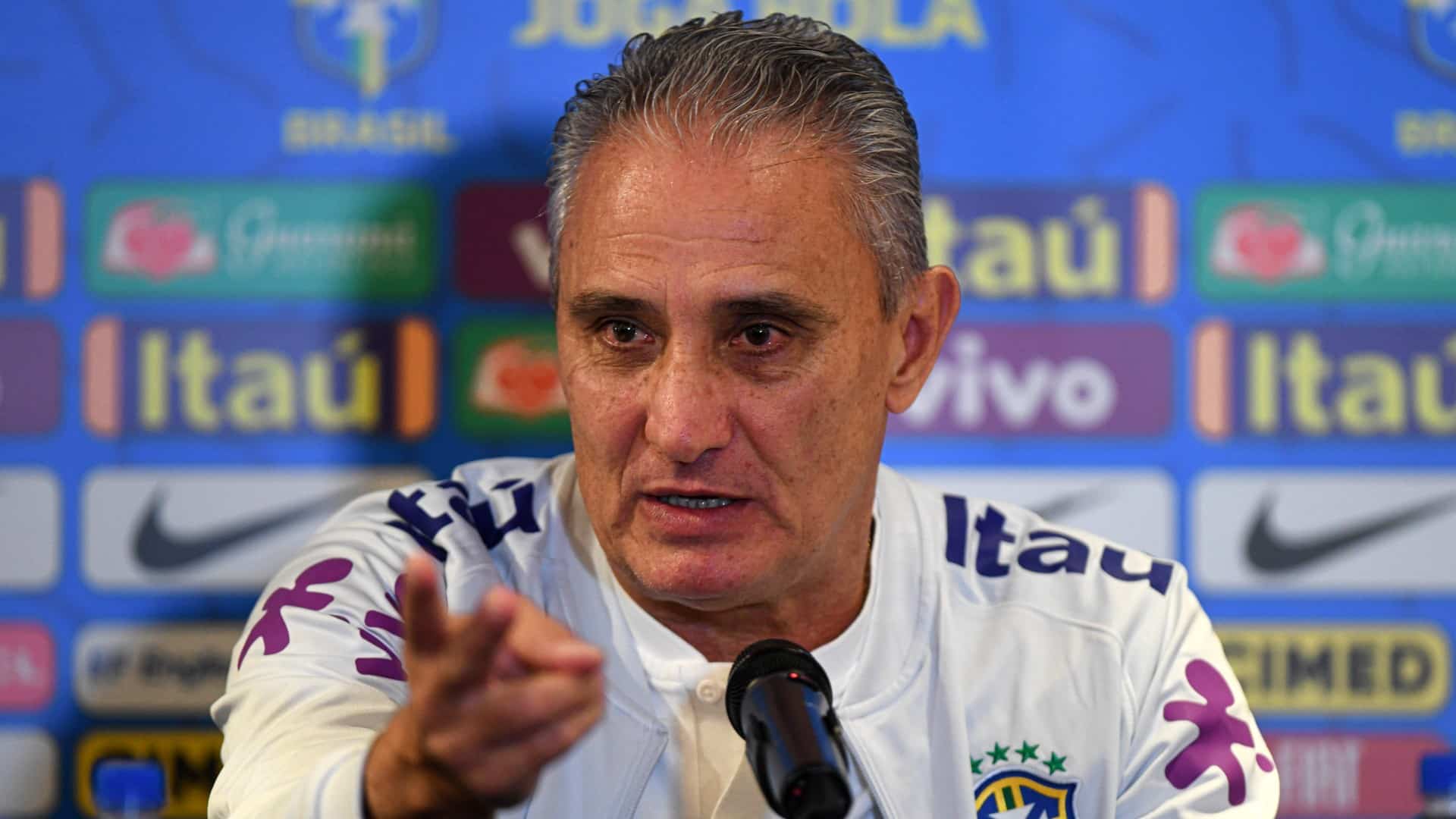 Tite: &ldquo;Nos falta na Sele&ccedil;&atilde;o um meia de distribui&ccedil;&atilde;o, e Bruno Guimar&atilde;es pode ser este jogador&rdquo;