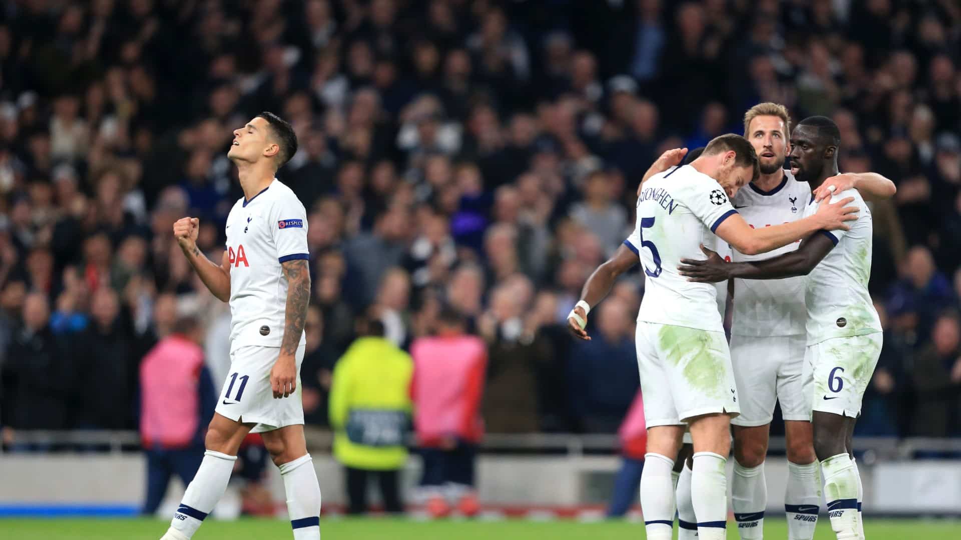 Tottenham volta a parecer com si mesmo e, em sua melhor partida na temporada, goleia