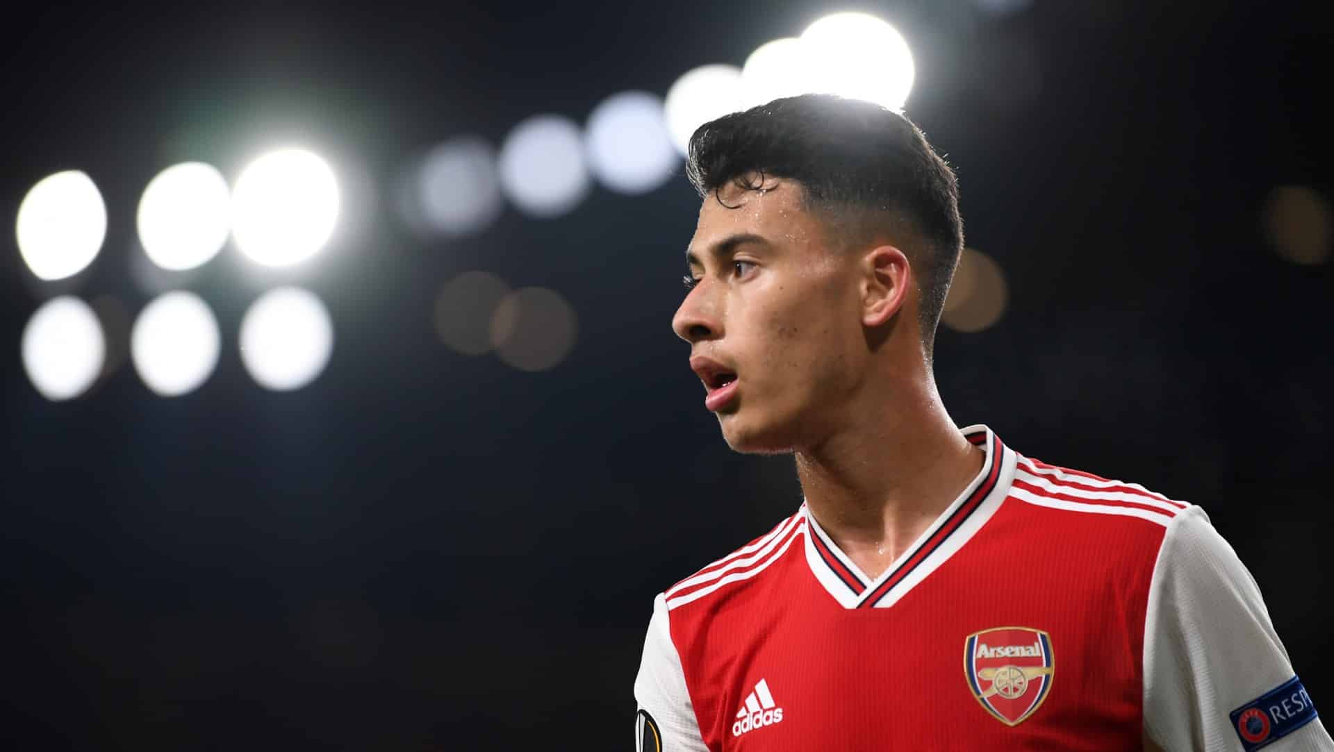 Van Persie: &ldquo;Gabriel Martinelli me parece muito bom, tem tudo para se tornar um grande jogador&rdquo;