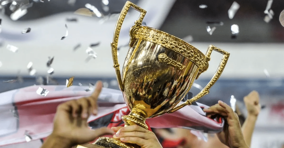 O Campeonato Carioca resolveu resgatar o consagrado regulamento da final entre os campeões dos turnos