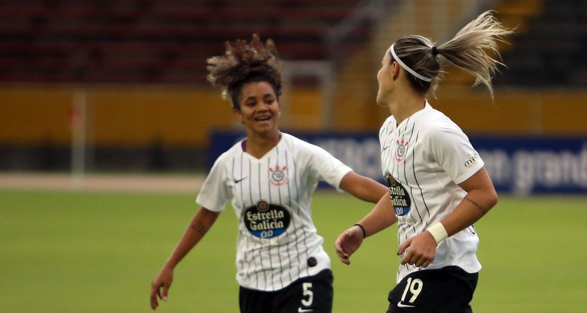 Com direito a um belo gol coletivo, o Corinthians provou sua for&ccedil;a e vai &agrave; semifinal da Libertadores Feminina