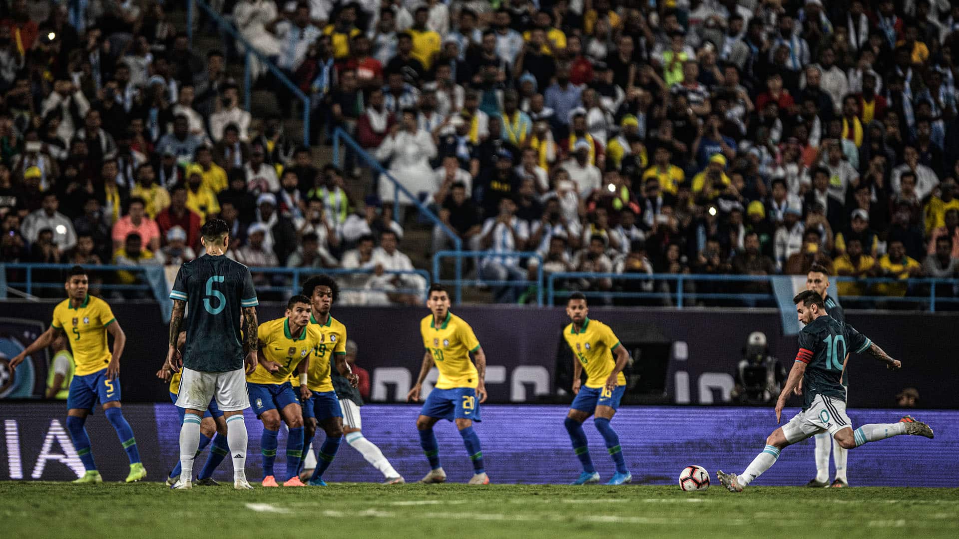Tite falou em mudar, mas Sele&ccedil;&atilde;o segue insossa e derrota para Argentina poderia ser por goleada