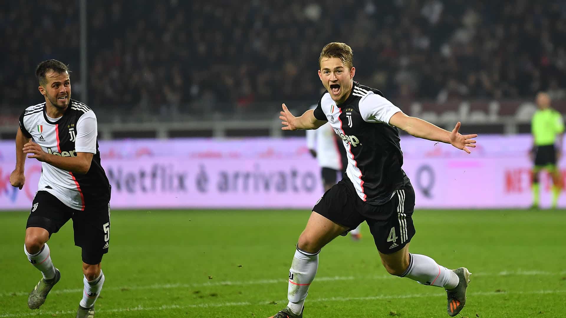 De Ligt sai de potencial vil&atilde;o para ser o her&oacute;i na vit&oacute;ria da Juventus sobre o Torino