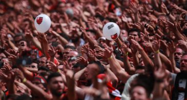 “É hoje o dia”: A crônica de uma jornada em vermelho e preto, do Rio a Lima