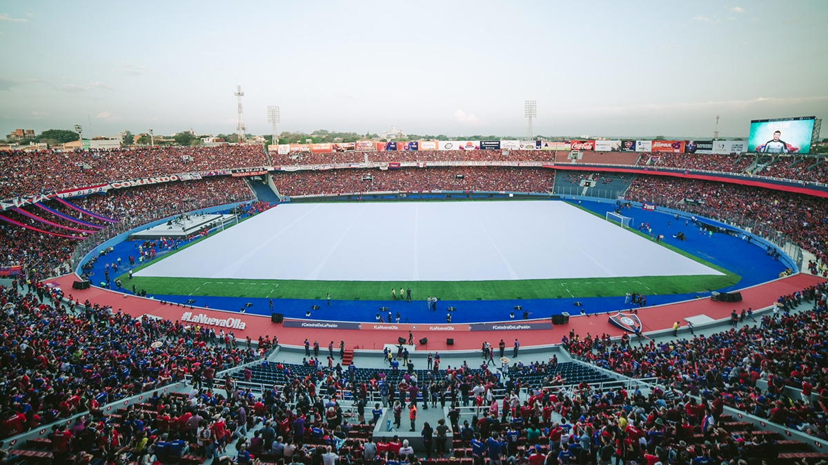 O Cerro aproveita a final da Sul-Americana para exaltar a participa&ccedil;&atilde;o de sua torcida na reforma do est&aacute;dio
