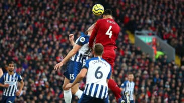 Em dia de Van Dijk artilheiro e Alisson atrapalhado, Liverpool fez valer tropeço do City