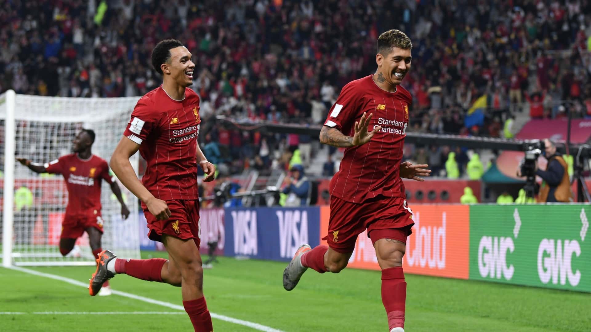 Liverpool riu demais na cara do perigo, mas seus poupados sa&iacute;ram do banco para evitar o vexame