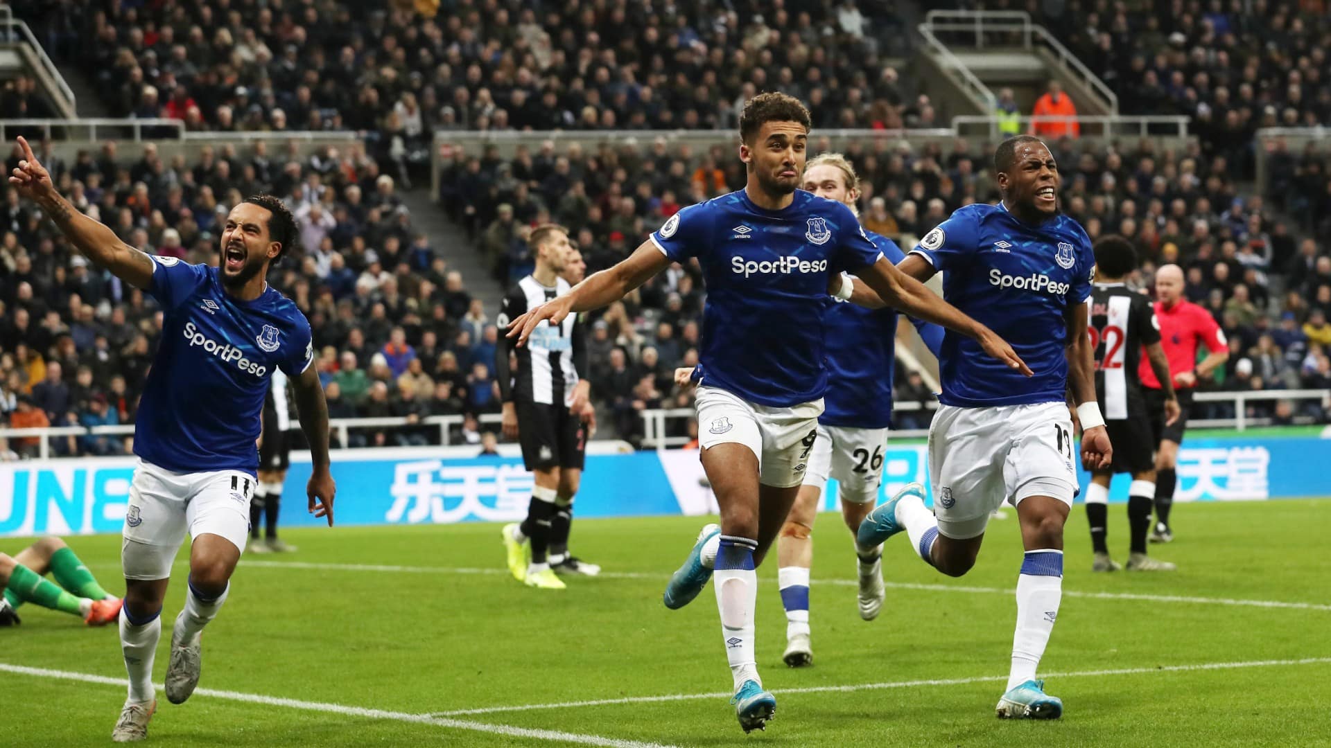 Com dois de Calvert-Lewin, Everton vence Newcastle e emplaca duas vit&oacute;rias seguidas