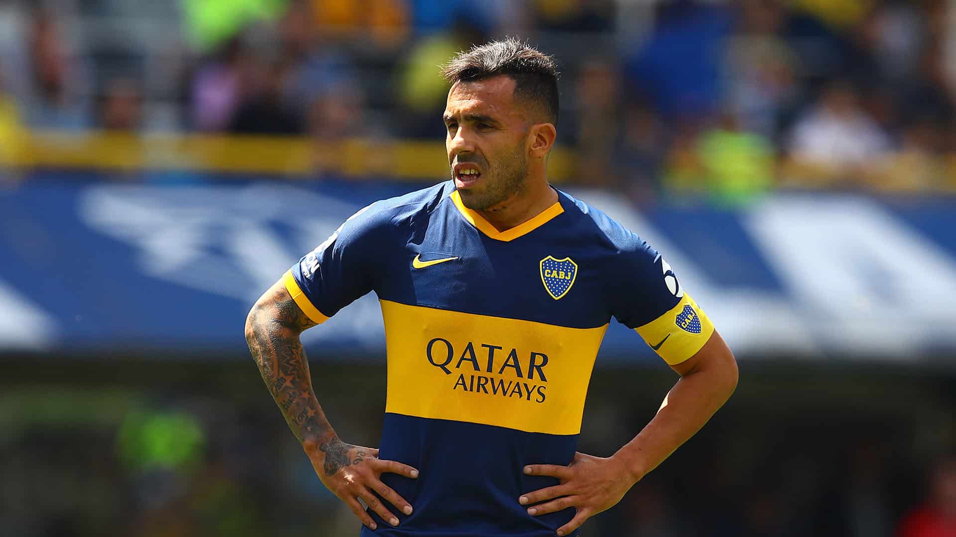 O potente discurso de Tevez: &ldquo;Em vez de treinar, dever&iacute;amos estar ajudando nos refeit&oacute;rios populares&rdquo;