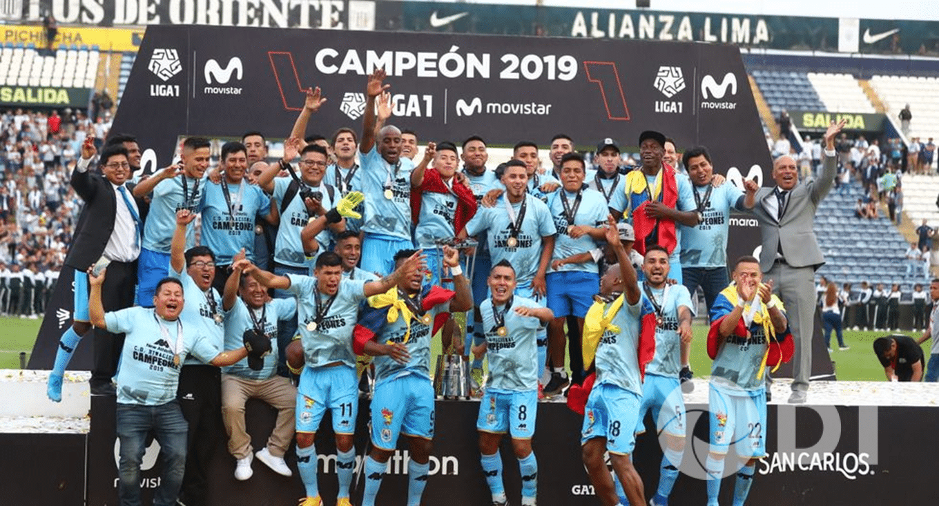 O Binacional superou uma trag&eacute;dia e coroou a ascens&atilde;o mete&oacute;rica com seu primeiro trof&eacute;u no Campeonato Peruano