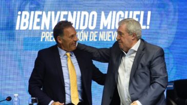 Boca Juniors recorre de novo ao passado e confia em Miguel Ángel Russo, seu último técnico campeão da Libertadores