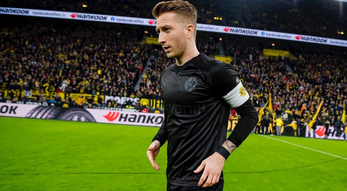 Para comemorar seus 110 anos, o Borussia Dortmund usou um uniforme especial &ndash; e goleou