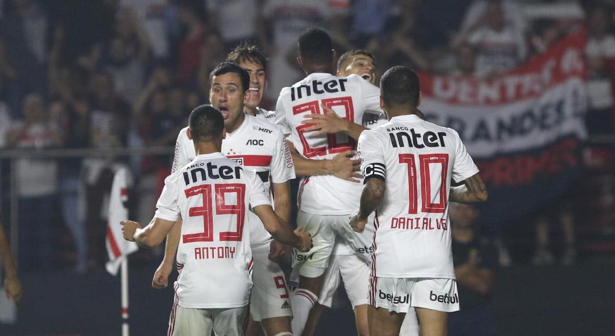 O S&atilde;o Paulo teve a postura incisiva que tanto se esperava, numa noite inesquec&iacute;vel a seus garotos