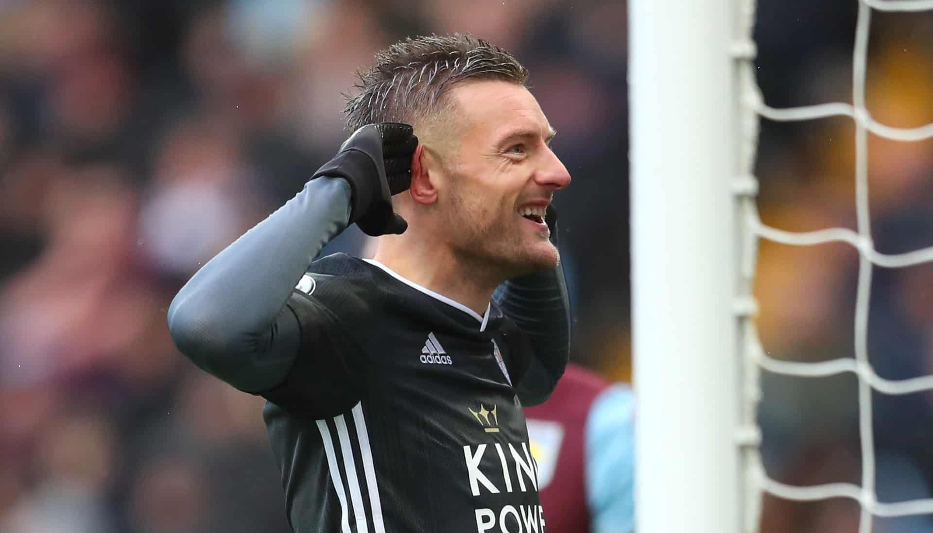 Oito vit&oacute;rias seguidas, todas com gol de Vardy: O Leicester n&atilde;o se cansa de deslumbrar e faz outra v&iacute;tima